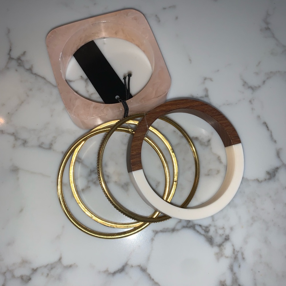 Bundle of bracelets never worn
